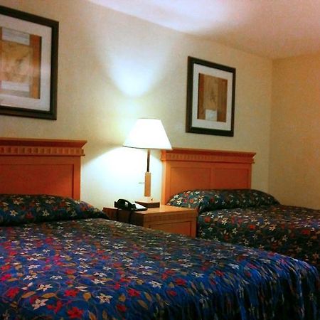 Inn At Монтичело Екстериор снимка