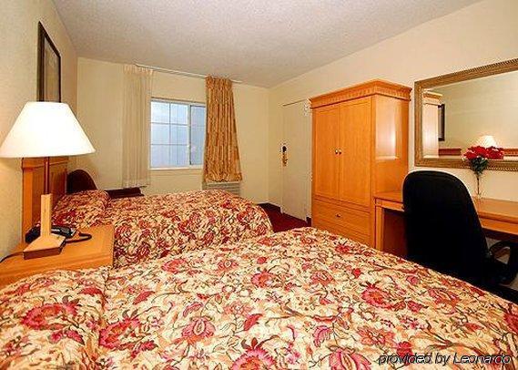 Inn At Монтичело Екстериор снимка