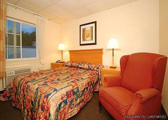 Inn At Монтичело Екстериор снимка