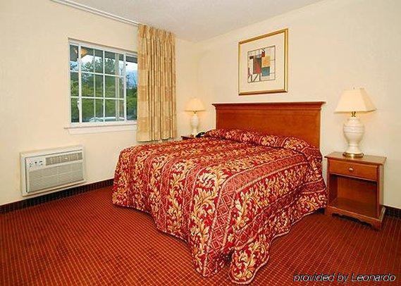 Inn At Монтичело Екстериор снимка