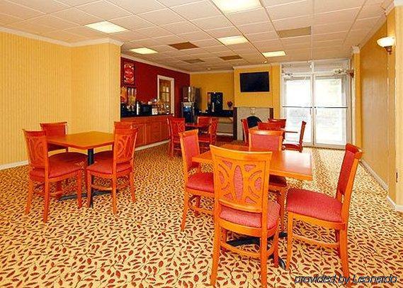 Inn At Монтичело Екстериор снимка