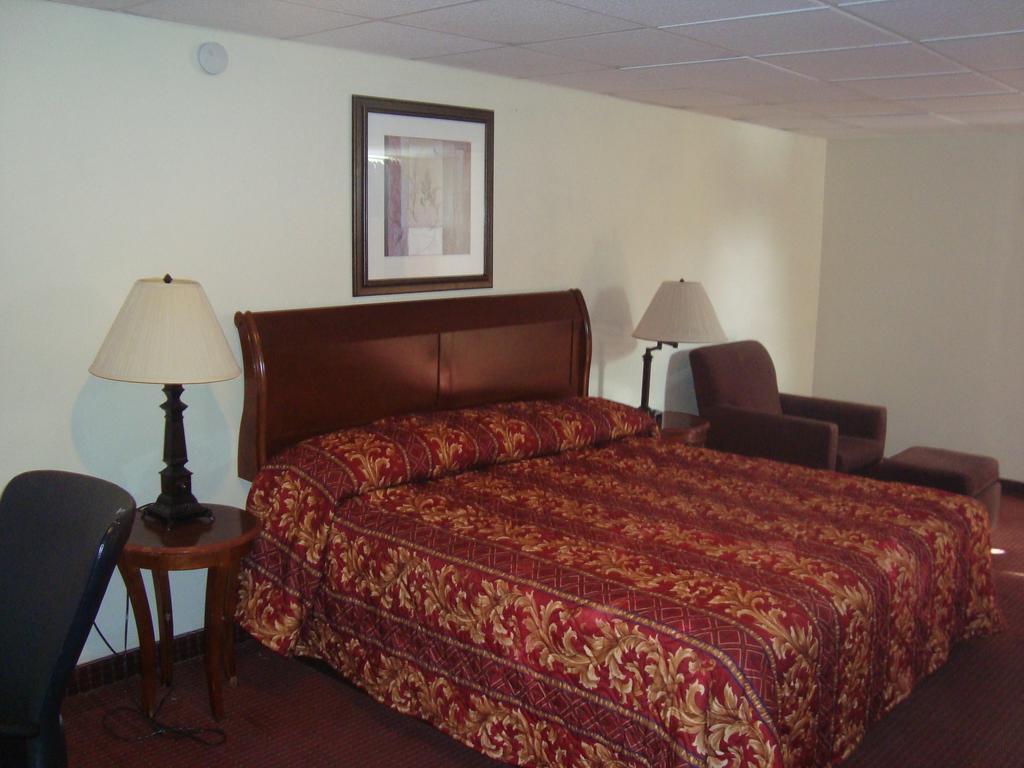 Inn At Монтичело Екстериор снимка